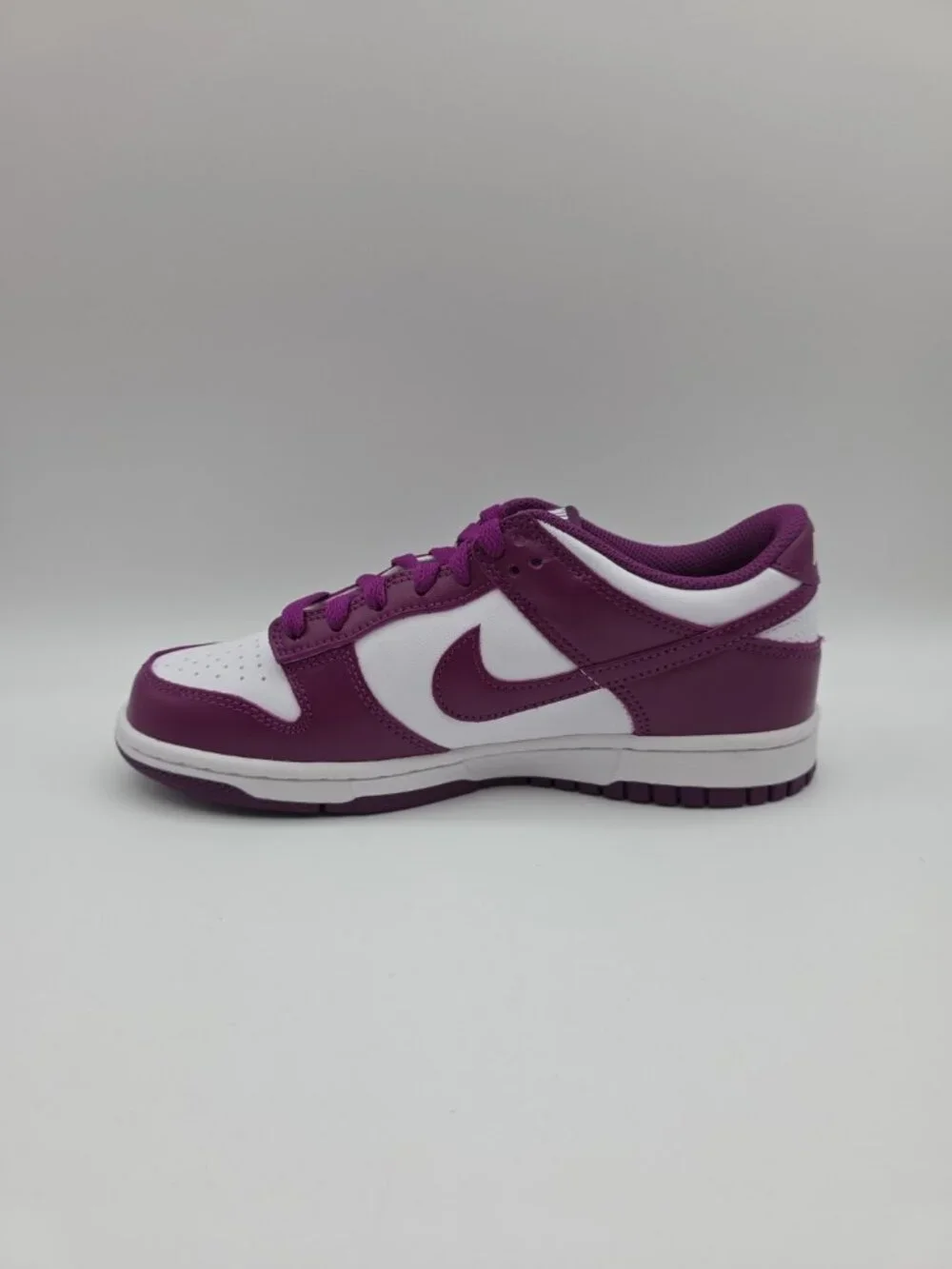 Nike Dunk Low GS Youth Size 6Y Viotech White Athletic Casual Shoes FB9109-110